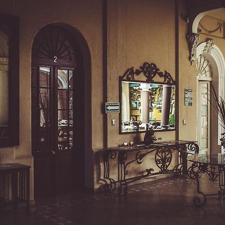 Hotel Posada Regis Guadalajara Ngoại thất bức ảnh