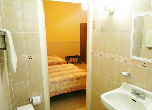 Hotel Posada Regis Guadalajara Ngoại thất bức ảnh