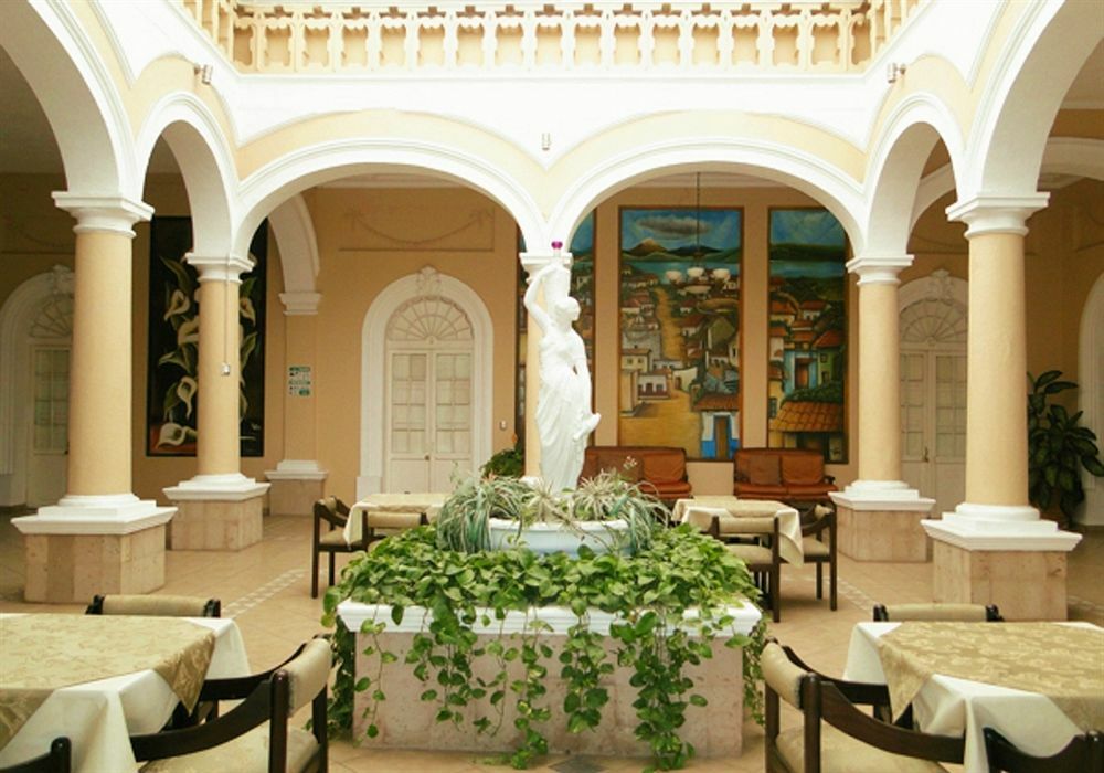 Hotel Posada Regis Guadalajara Ngoại thất bức ảnh